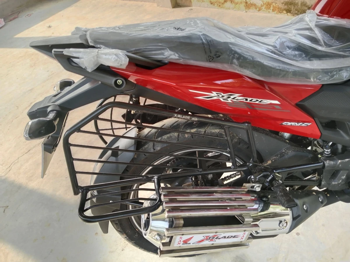 Right Side Boro Saree Gurd (Honda Xblade)