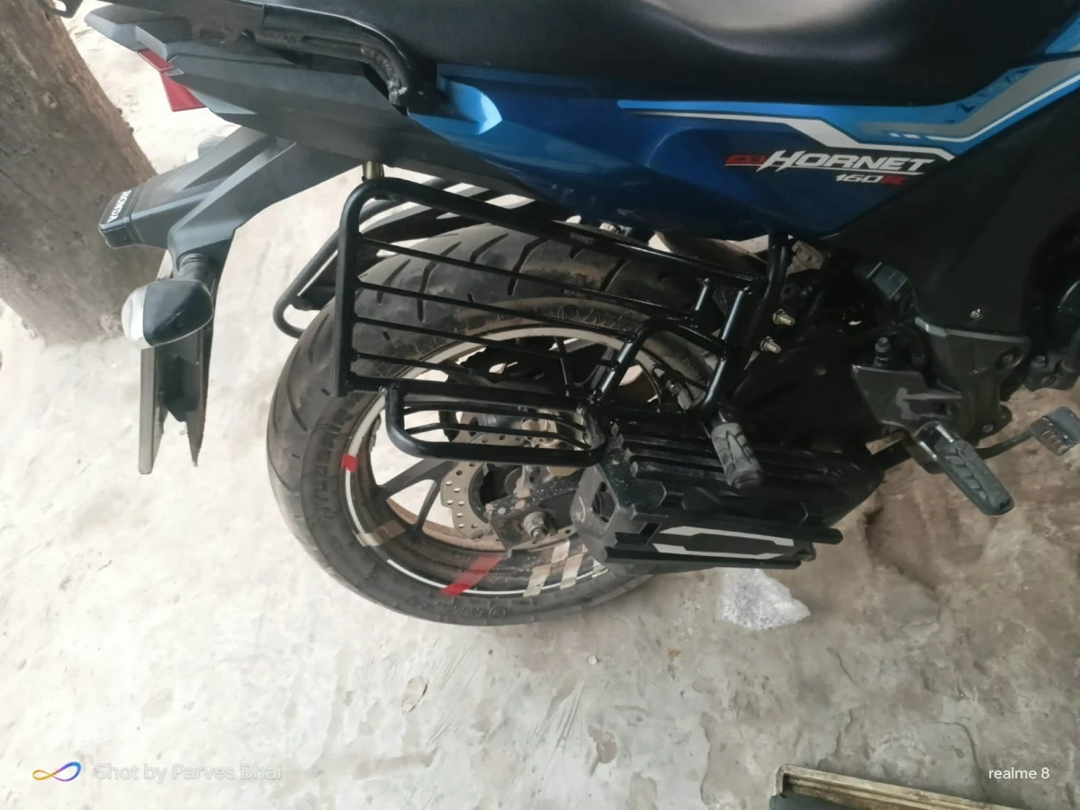 Right Side Boro Saree Gurd (CB Hornet)