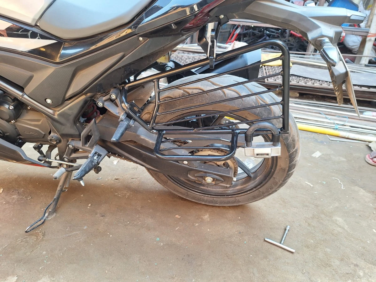 Left Side Boro Saree Gurd (GPX Demon 250)