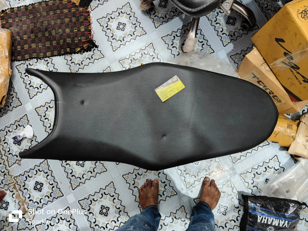 Seat Assy (FZV3 & FZV3 Deluxe)